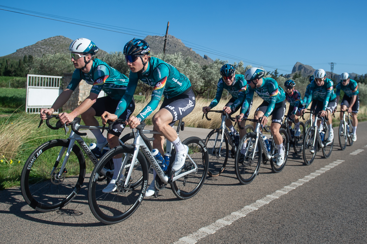 Das Team REMBE | rad-net ist bei mehreren Rennen im Einsatz. (Foto: Mario Stiehl/REMBE | rad-net)