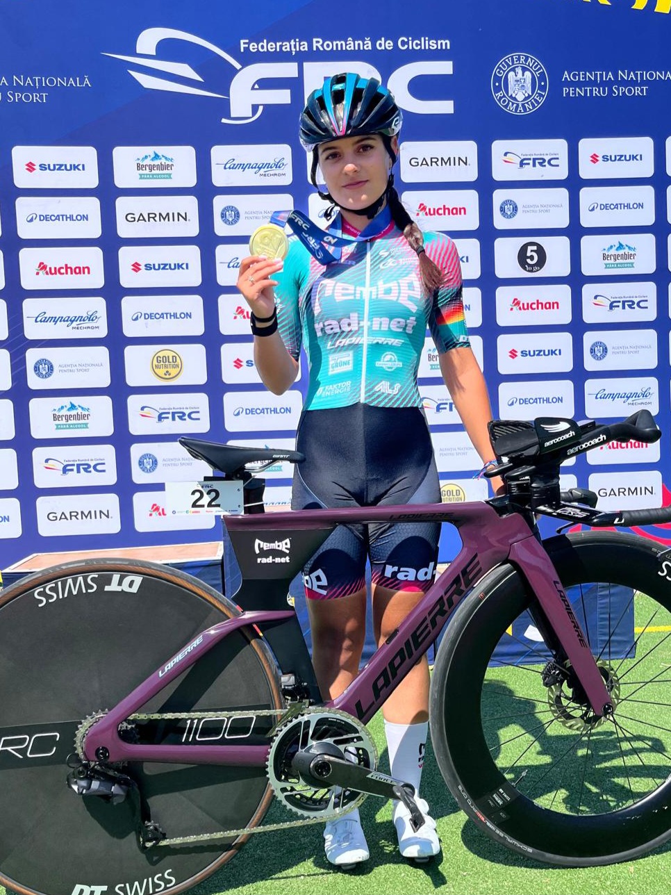 Iana Baltes ist dreifache rumänische Meisterin. Foto: REMBE | rad-net women